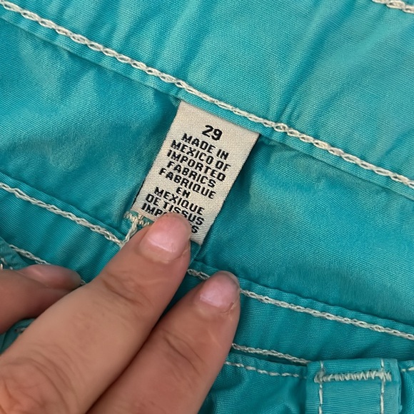 True Religion low rise 3/4 length - Picture 6 of 7